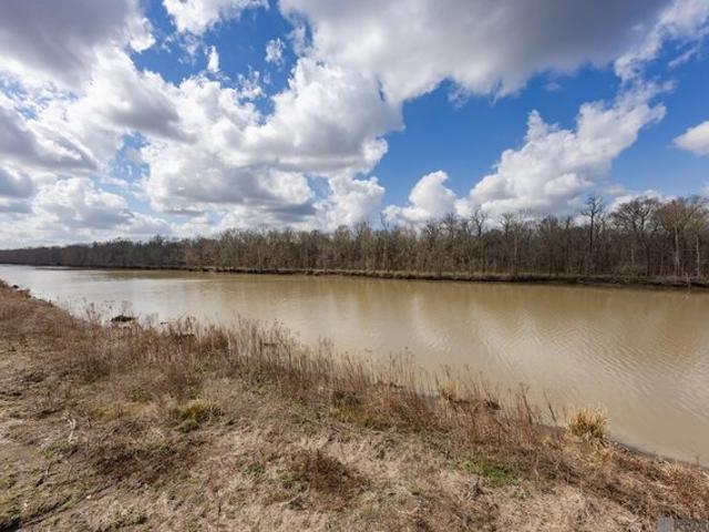 Land for sale in Brusly, Louisiana
