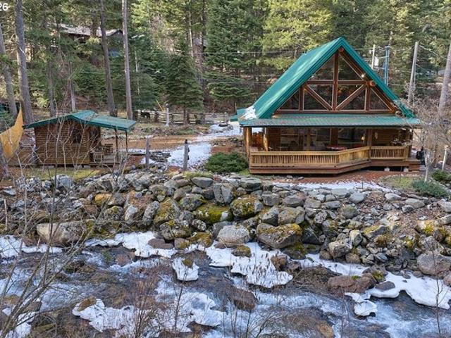 House for sale in Oregonia