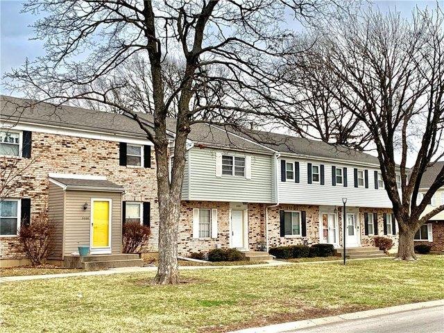 Townhouse for sale in Grandview, Missouri