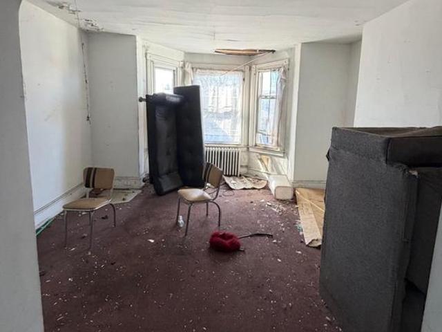 Townhouse for sale in Cobbs Creek, Philadelphia