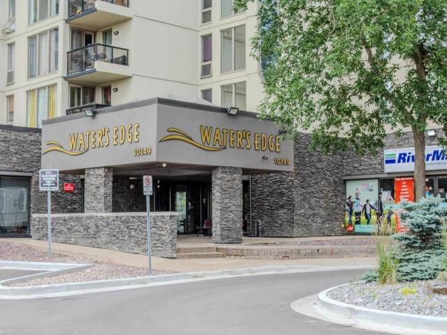Apartment for sale in Wedgewood, Alberta