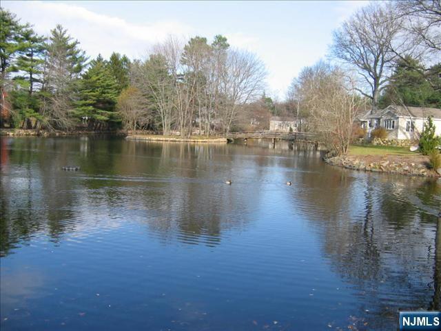 House for sale in Mahwah, New Jersey
