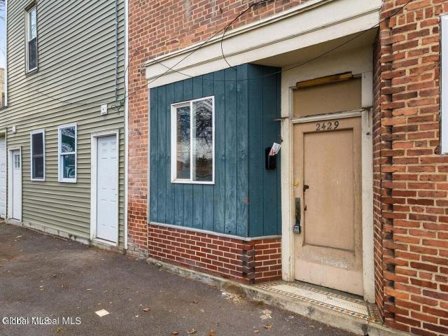 House for sale in City of Watervliet, Albany County