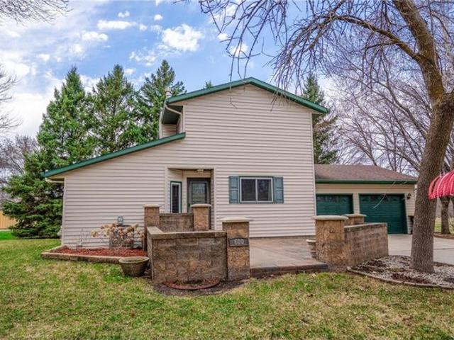 House for sale in Willmar, Minnesota