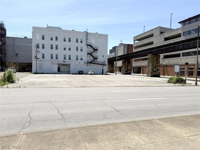 Commercial for sale in Parkersburg, West Virginia