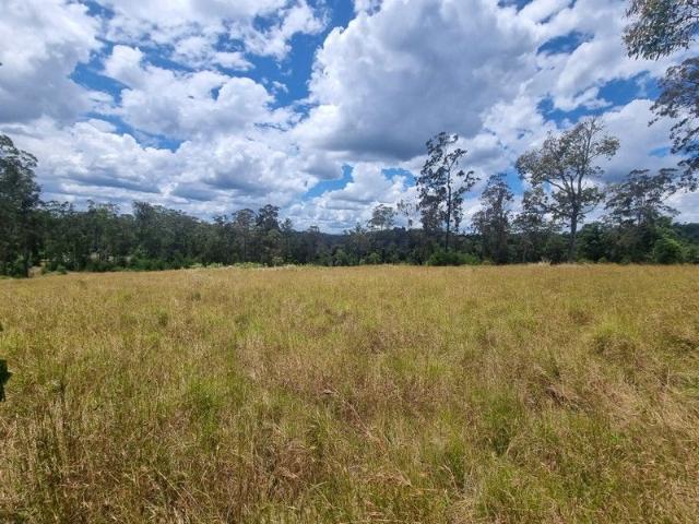 Cottage for sale in Kings Creek, Queensland