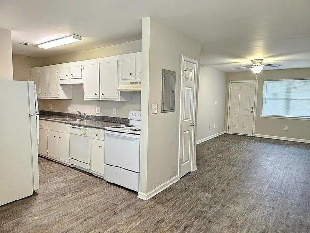 House for sale in Kathleen, Georgia