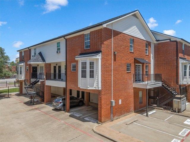 Condo for sale in Waco, McLennan County