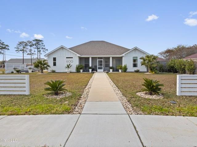 House for sale in Bay Saint Louis, Mississippi