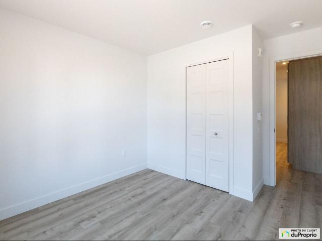 Apartment for rent in Saint-Charles-Borromée, Lanaudière