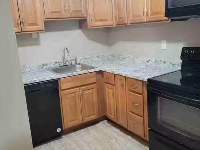 Condo for rent in Easton