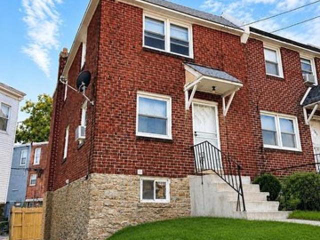 Townhouse for sale in Delco, Pennsylvania