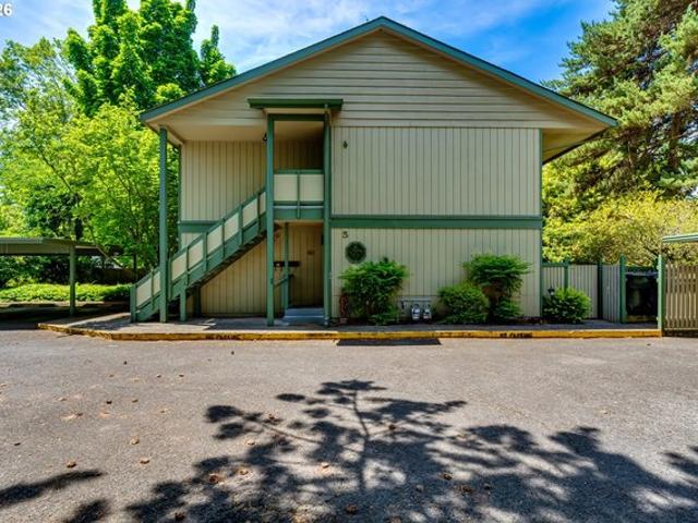 Condo for sale in Oregonia