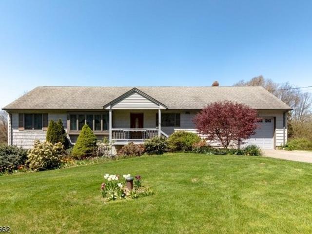 House for sale in Augusta, New Jersey