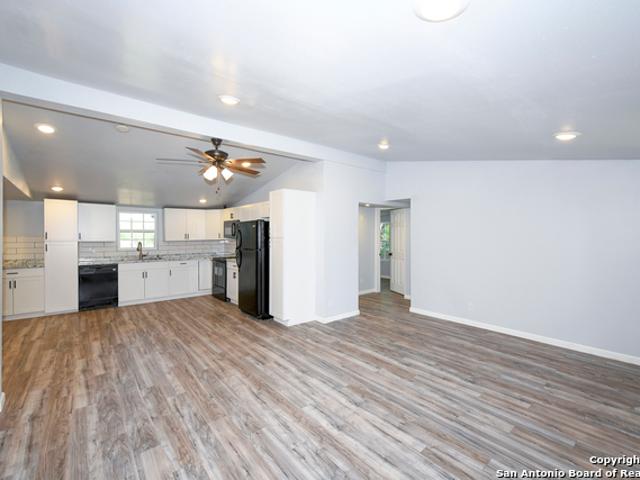 House for sale in Poteet, Texas