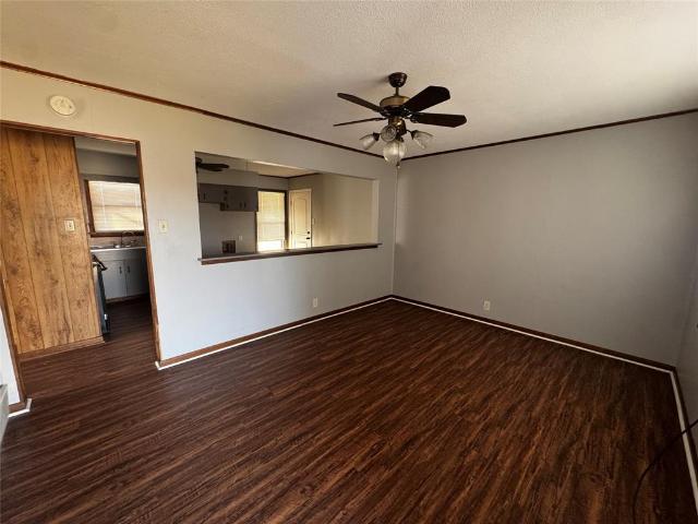 House for sale in Ellis, Texas