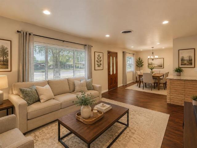 House for sale in Pilot Point, Denton County