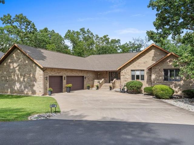 House for sale in Stone, Missouri