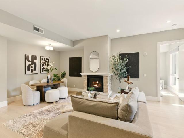 Condo for sale in Belmont