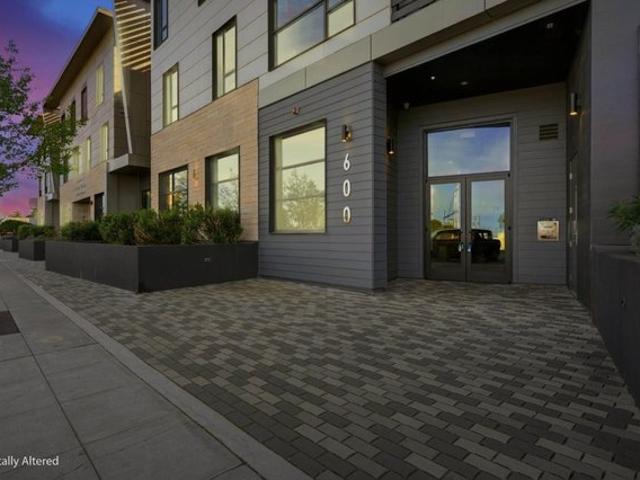 Condo for sale in San Mateo, California