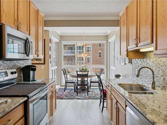 Condo for sale in Burnsville, Minnesota