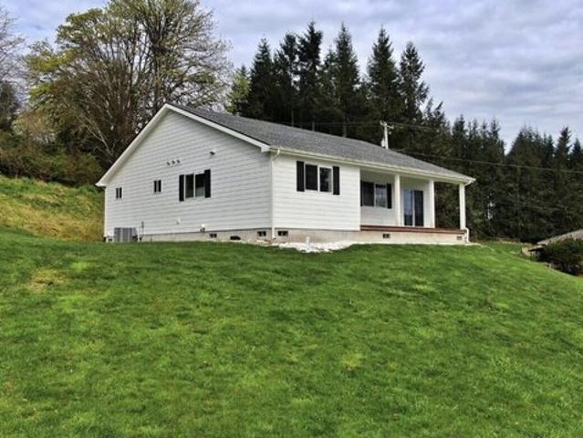 House for sale in South Bend, Washington