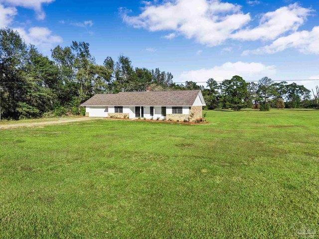House for sale in Flomaton, Escambia County