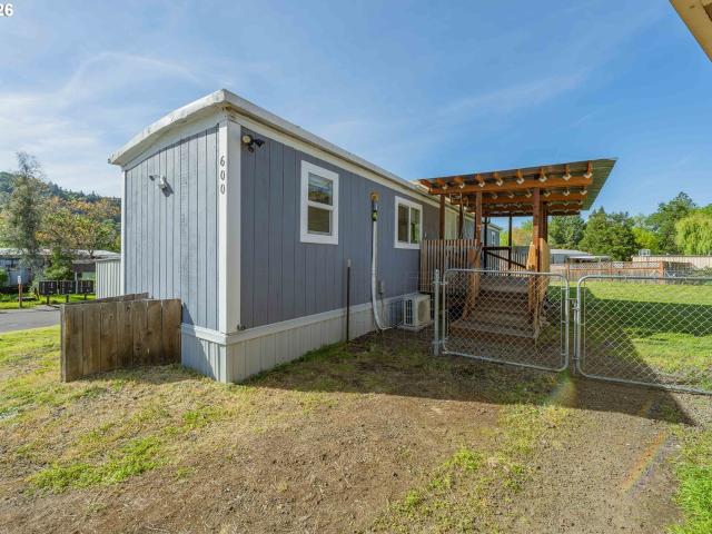 House for sale in Oregonia