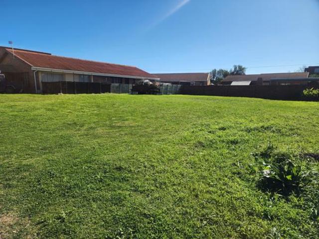 Land for sale in Cape St Francis, Eastern Cape
