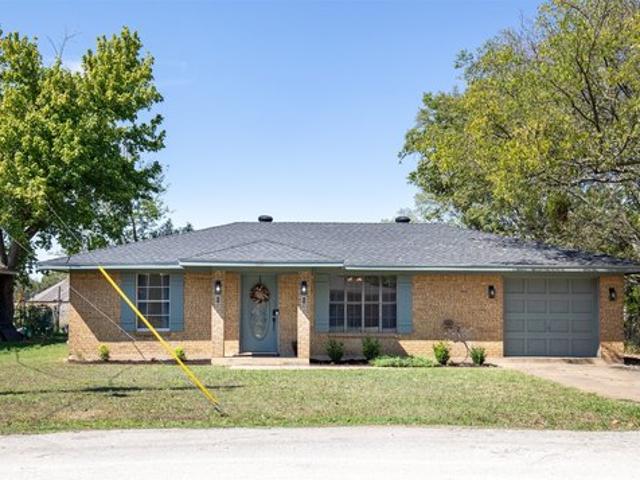 House for sale in Aubrey, Denton County