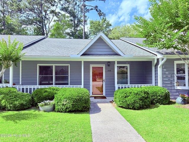 Townhouse for sale in Morehead City, North Carolina