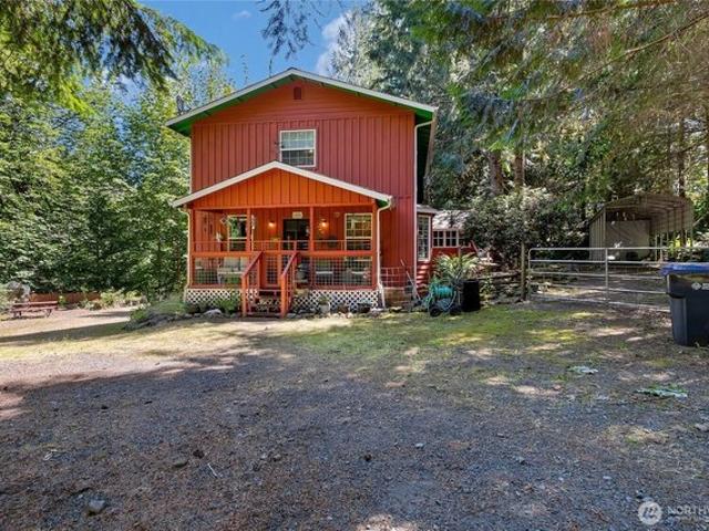 House for sale in Lilliwaup, Washington