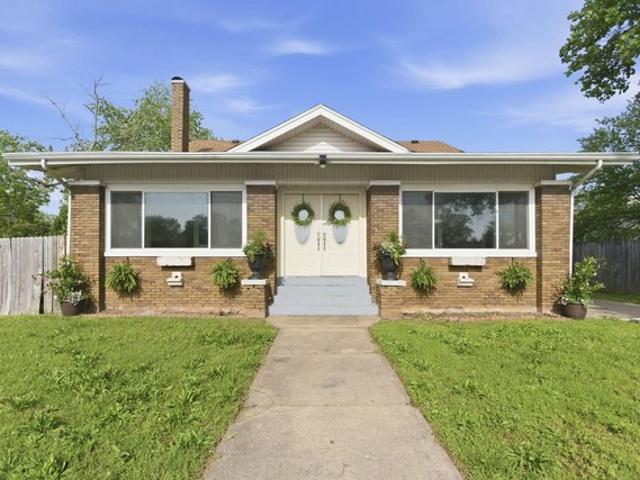 House for sale in Barry, Missouri