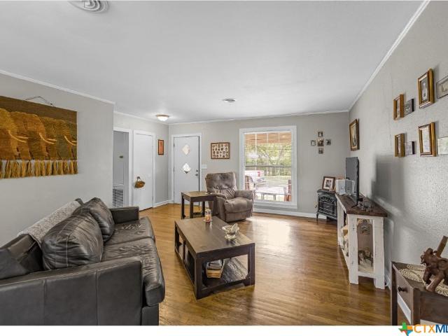 House for sale in Hallettsville, Lavaca County