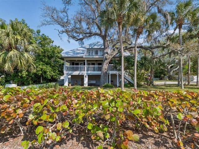 House for sale in Crystal Beach, Florida