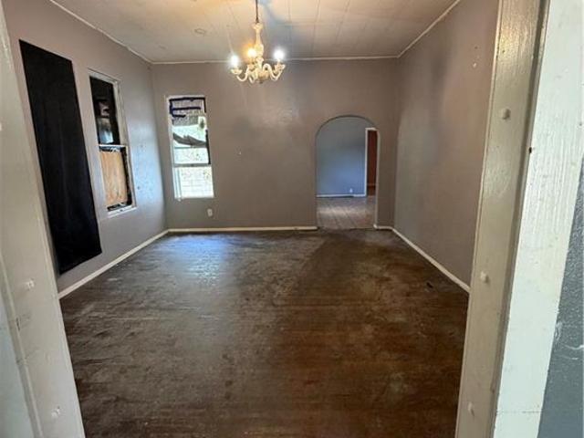 House for sale in Cameron, Texas