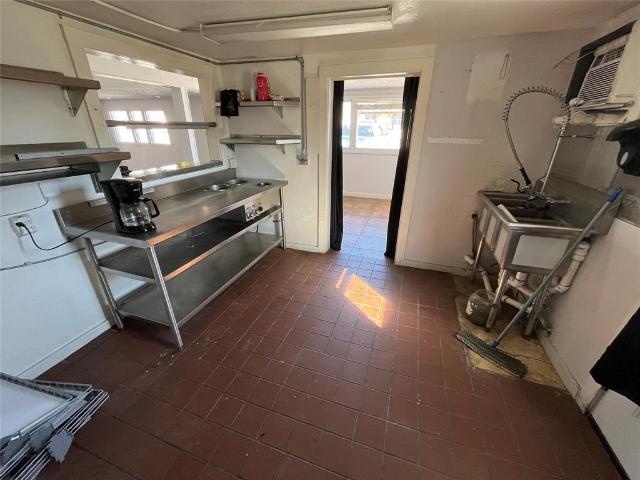 Commercial for sale in Hamilton, Texas