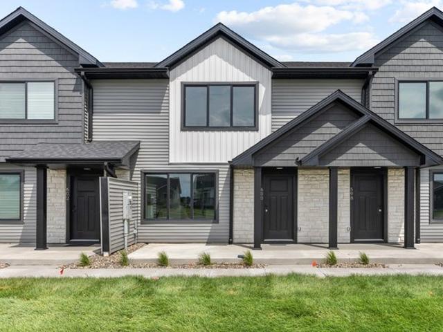 Townhouse for sale in Ankeny, Polk County