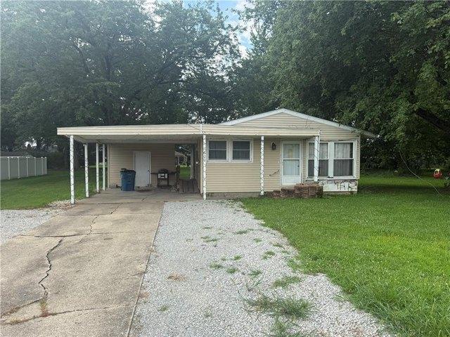 House for sale in Pelsor, Illinois