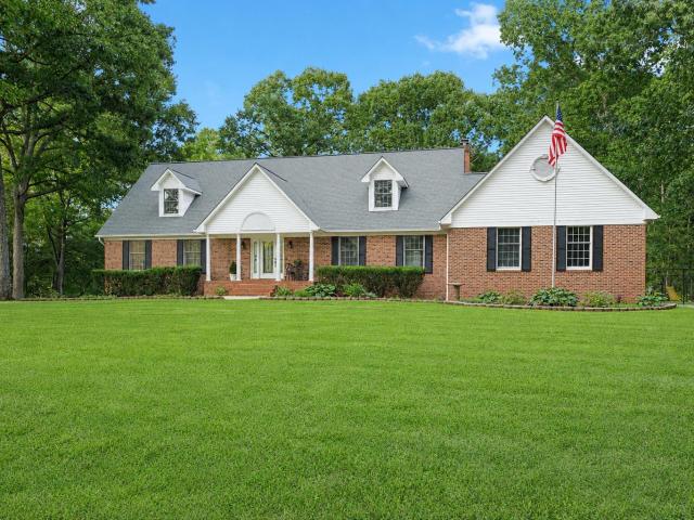 House for sale in Huntingtown, Maryland