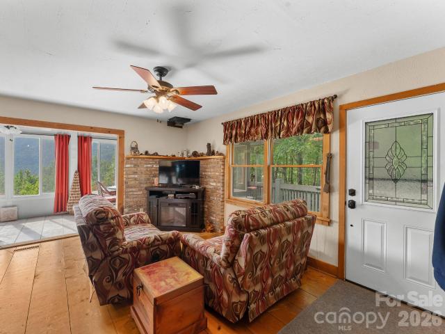 House for sale in Saluda, Polk County