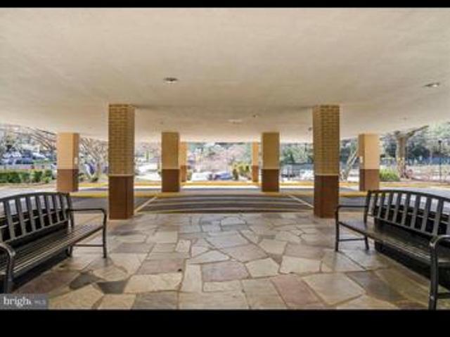 Condo for sale in Falls Church, Virginia