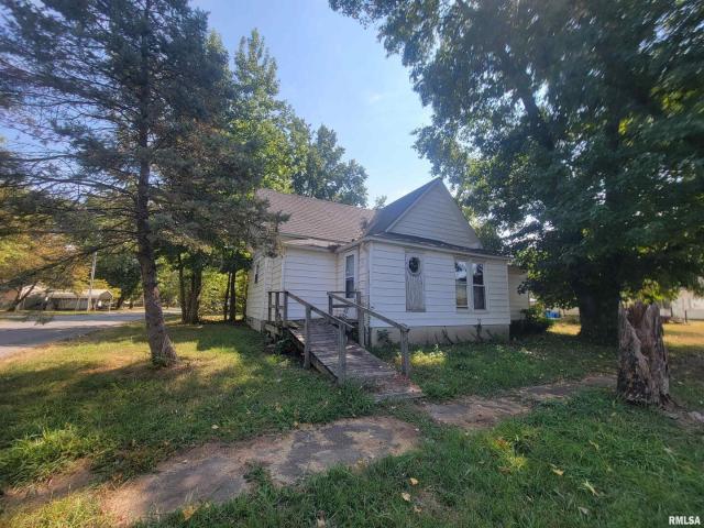 House for sale in Herrin, Illinois