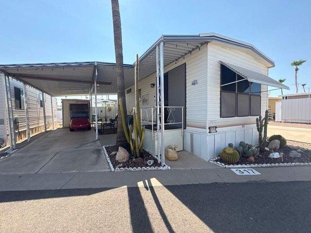 House for sale in Apache Junction, Arizona