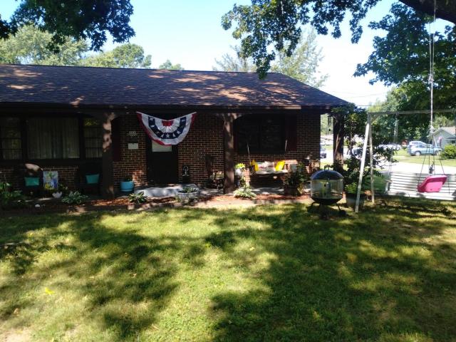 House for sale in Carbondale, Illinois
