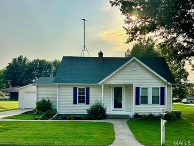House for sale in Belle, Missouri