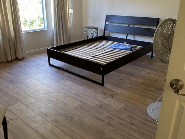 Room for rent in California