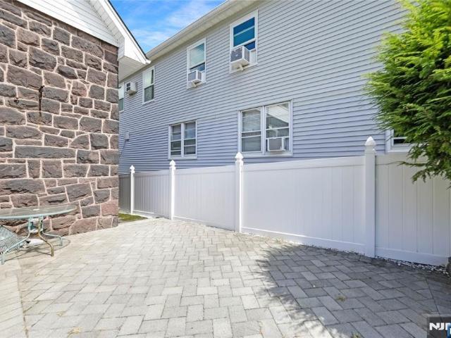 House for sale in Ridgefield, New Jersey