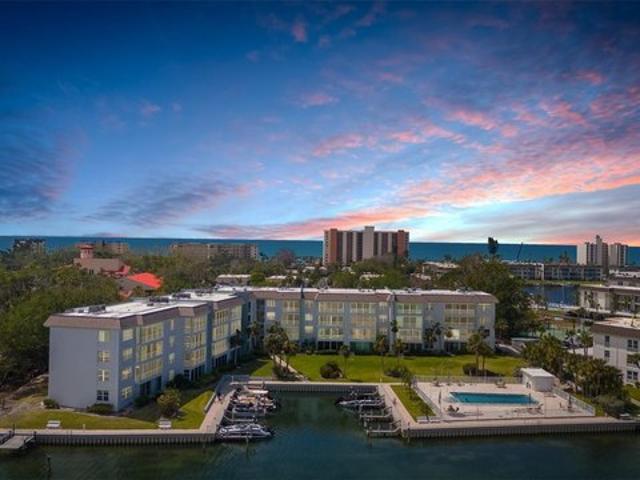 Condo for sale in Longboat Key, Manatee County