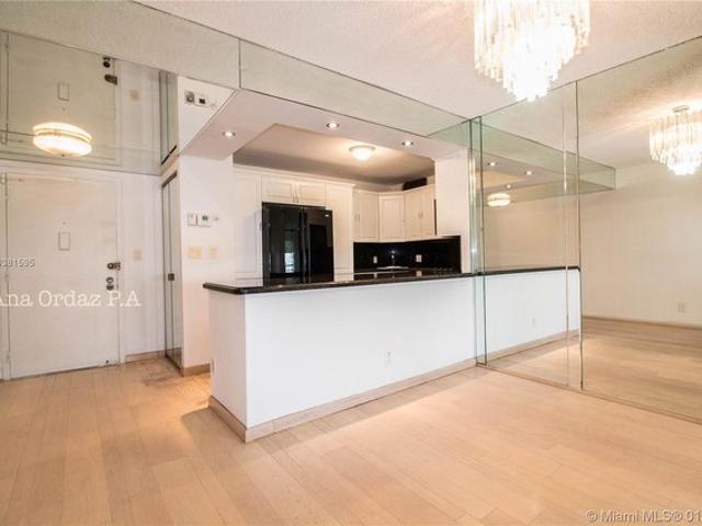 Condo for sale in Hallandale, Florida